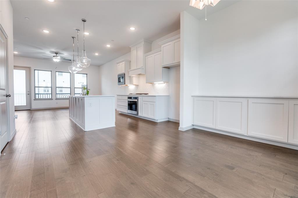 VIRIDIAN VILLAGE - Residential