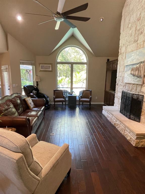 Foxborough Hollow - Residential