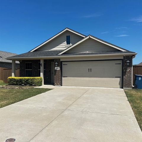 Photo of 1017 Skyline Drive, Hutchins, TX 75141 (MLS # 21331399)