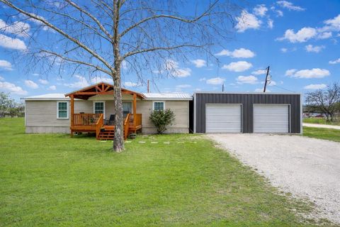 202 S Avenue C Blum TX 76627