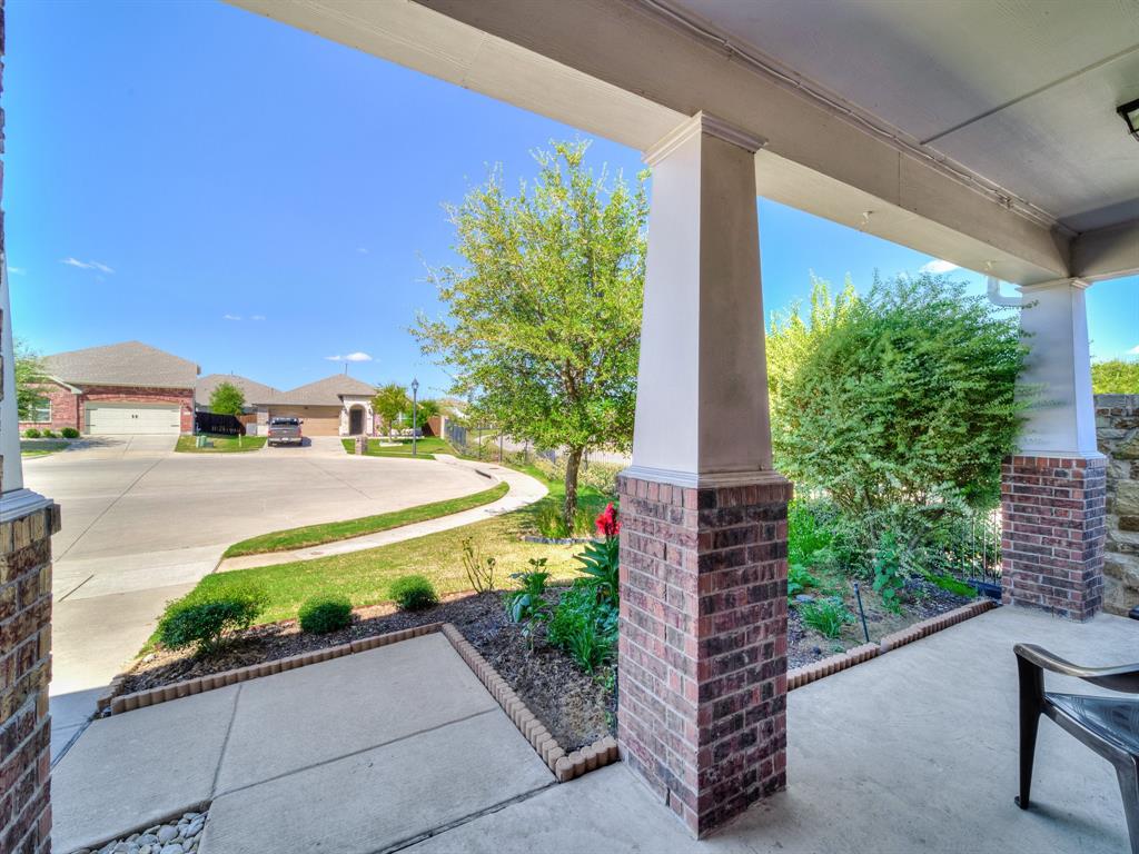 1101 Kingston Court