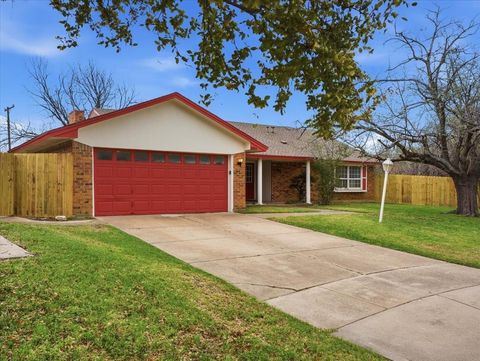 Tiny photo for 3055 Casita Court, Fort Worth, TX 76116 (MLS # 21201238)