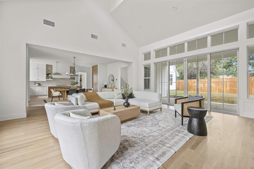 Casa Linda Estates - Residential