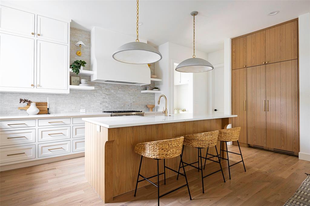 Casa Linda Estates - Residential