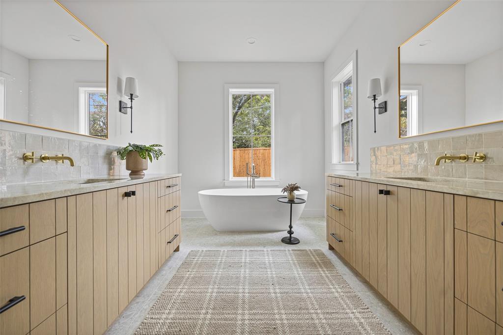 Casa Linda Estates - Residential