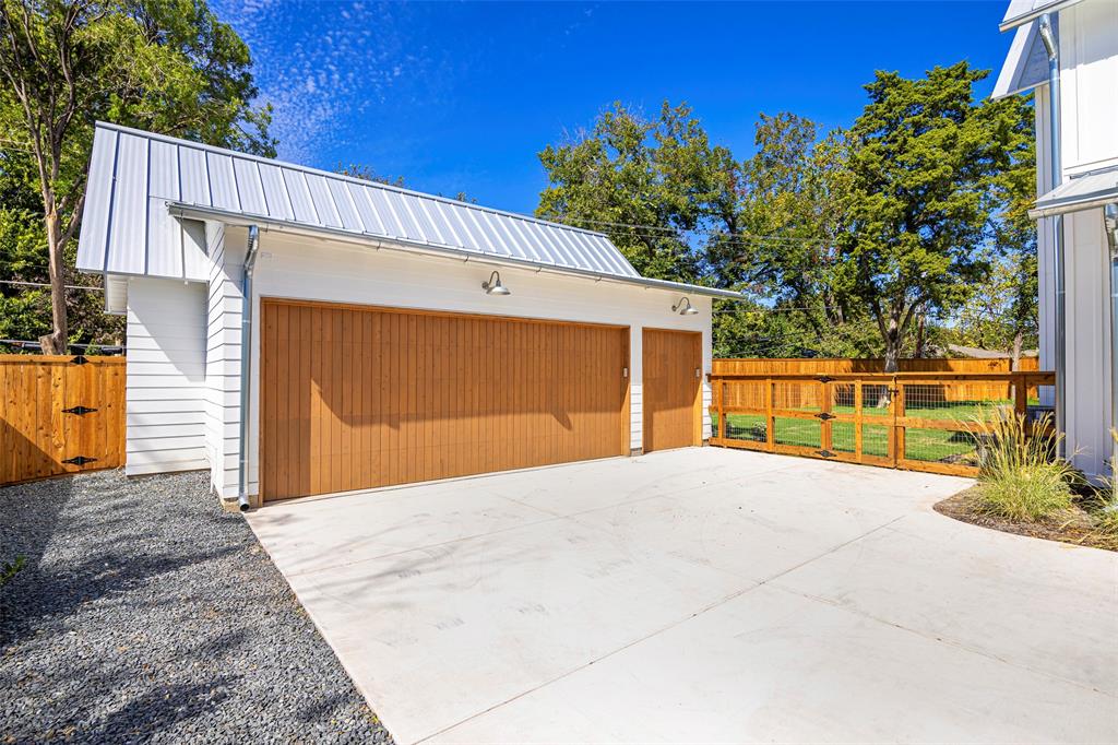 Casa Linda Estates - Residential