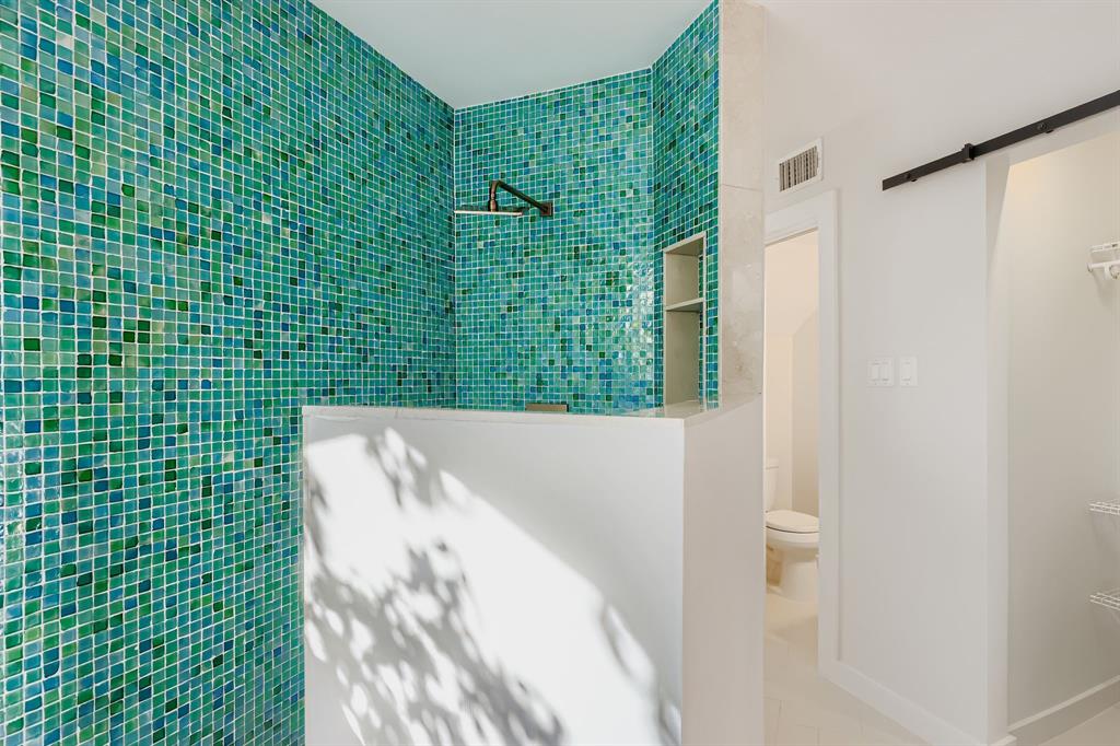 Gables At Royal Lane - Residential