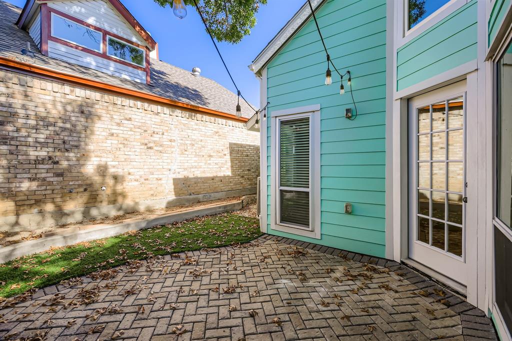 Gables At Royal Lane - Residential