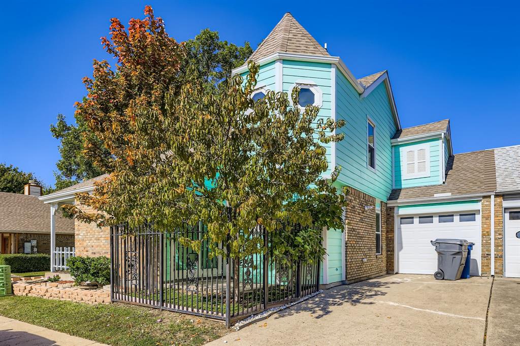 Gables At Royal Lane - Residential