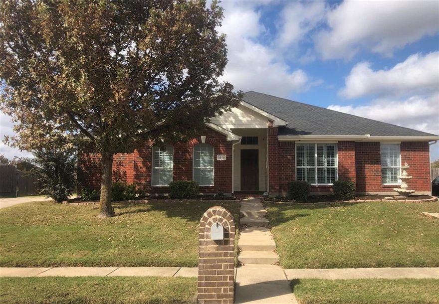 Beautiful 4 bed room 2 bath family home Great for entertaining open floor plan open island kitchen Huge back yard Must see to appreciate Wont last long MOVE-IN READY, with Ceiling fans throughout, new carpet, renovated guest bathroom. Walkin closet Energy Savings Windows installed throughout the house, Energy efficient plantation shutters on every window, not only will ensure energy bill's low but it gives the house an elegant look, a value of $8K brick fireplace and built-in shelving. Laundry Room has shelving storage. Flex room can be used as a study or dining room! great appeal, covered back patio, and storage building. parking space fits up to 6 cars.