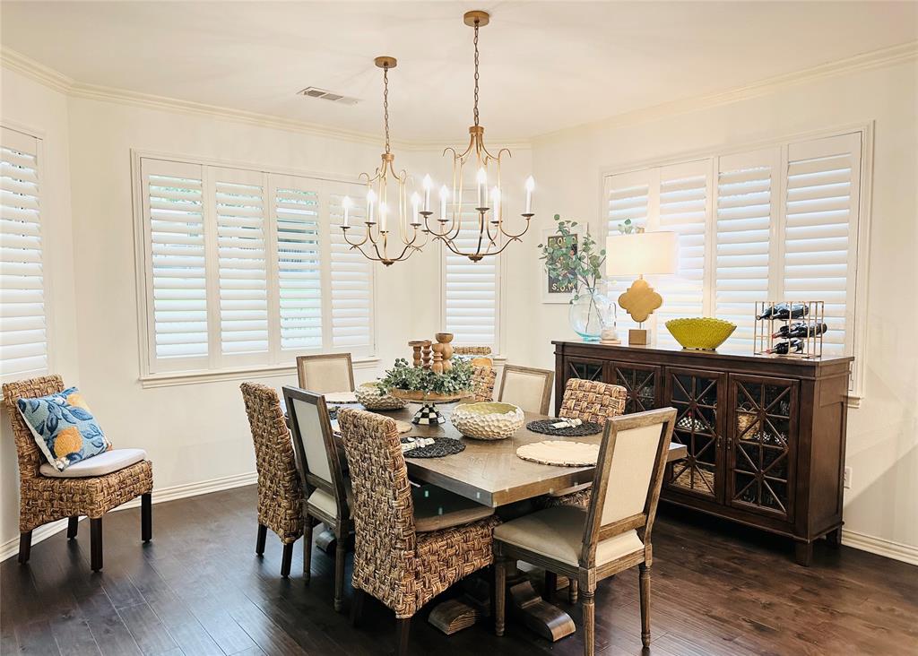 9128 Perimeter Street