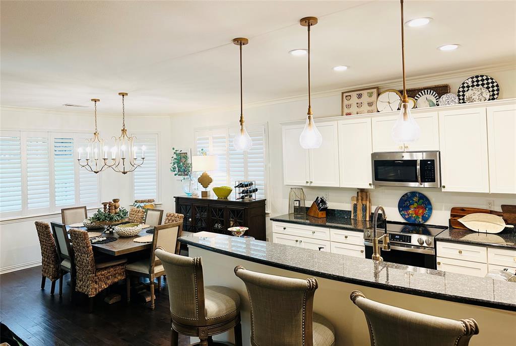 9128 Perimeter Street