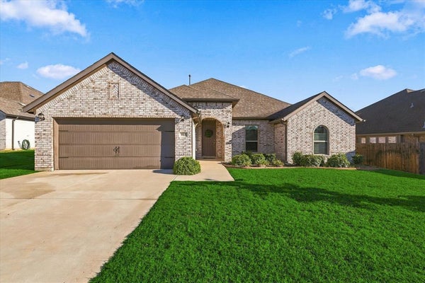 915 TIMBER RIDGE DR, JUSTIN, TX 76247 - Image 3d39bd99db9bc23db85200e1c10f0d29/3258563305