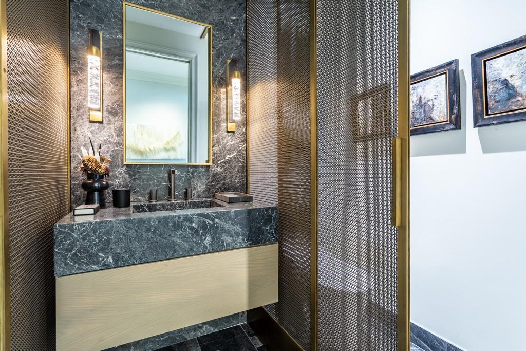 Ritz-Carlton 2 Residences 1 - Residential