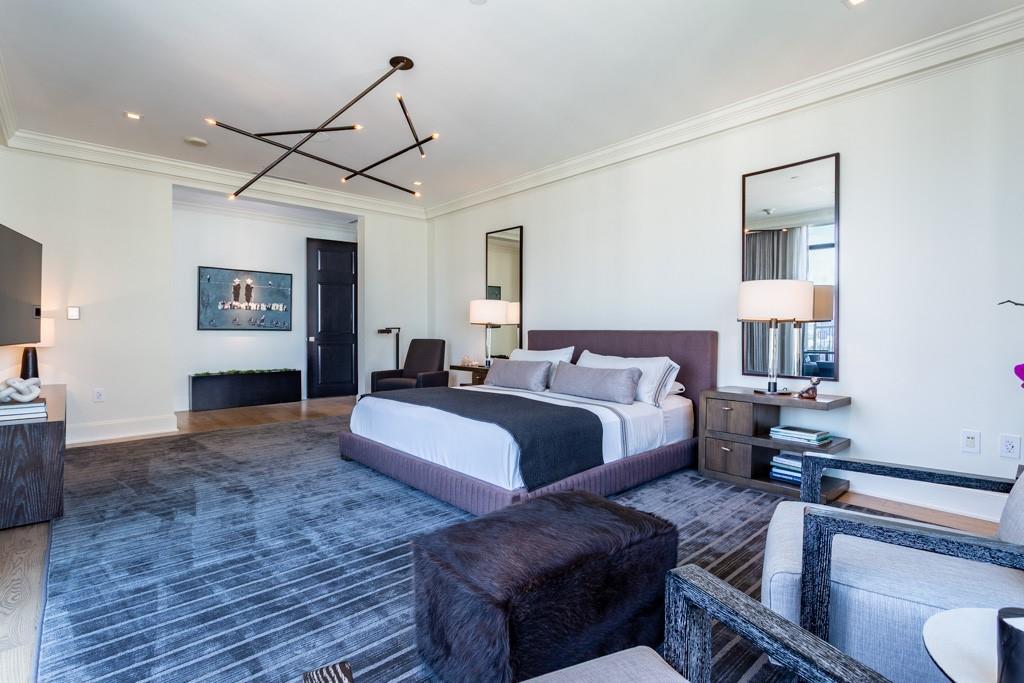 Ritz-Carlton 2 Residences 1 - Residential