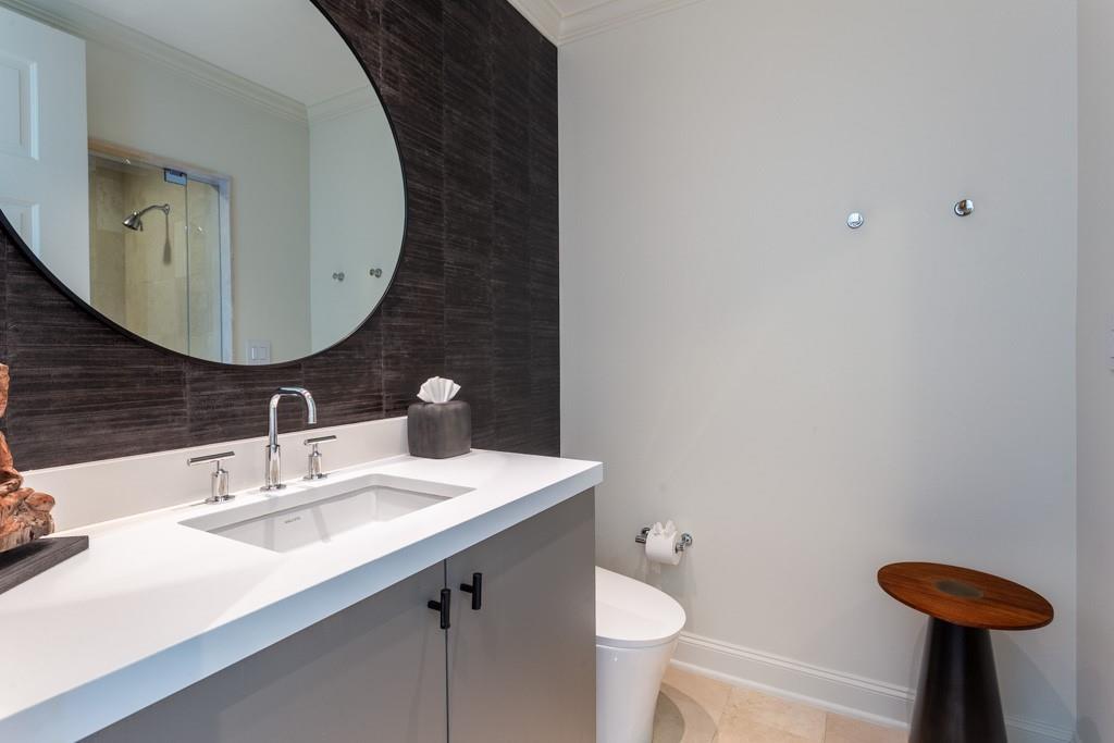 Ritz-Carlton 2 Residences 1 - Residential