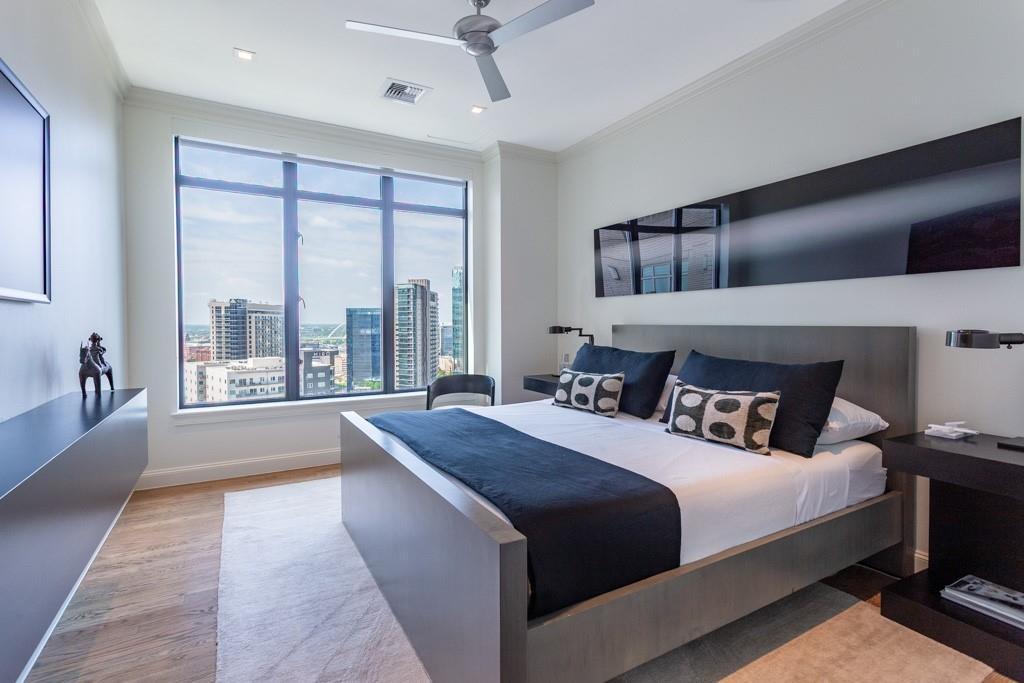 Ritz-Carlton 2 Residences 1 - Residential