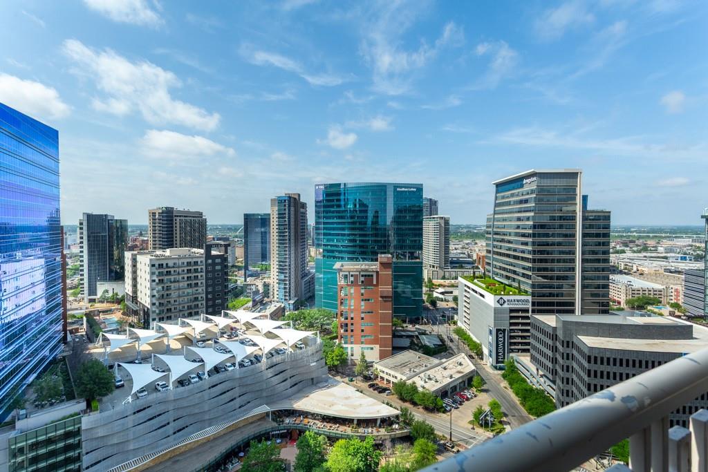 Ritz-Carlton 2 Residences 1 - Residential