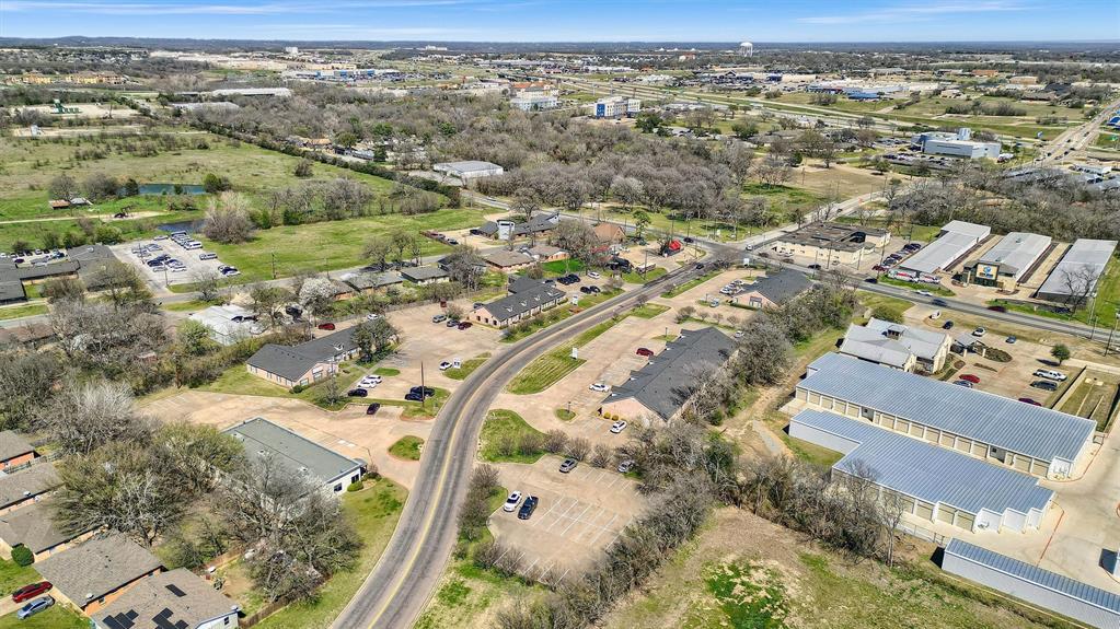 205 W Lamberth Road