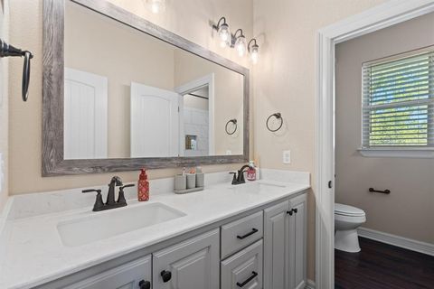 Tiny photo for 6030 County Road 401, Grandview, TX 76050 (MLS # 21098374)