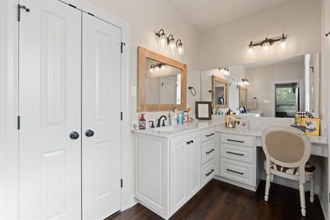 Tiny photo for 6030 County Road 401, Grandview, TX 76050 (MLS # 21098374)