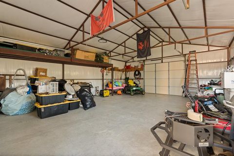 Tiny photo for 6030 County Road 401, Grandview, TX 76050 (MLS # 21098374)