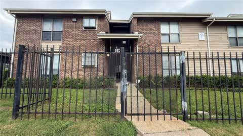 Photo of 5750 Phoenix Drive #4, Dallas, TX 75231 (MLS # 21307753)