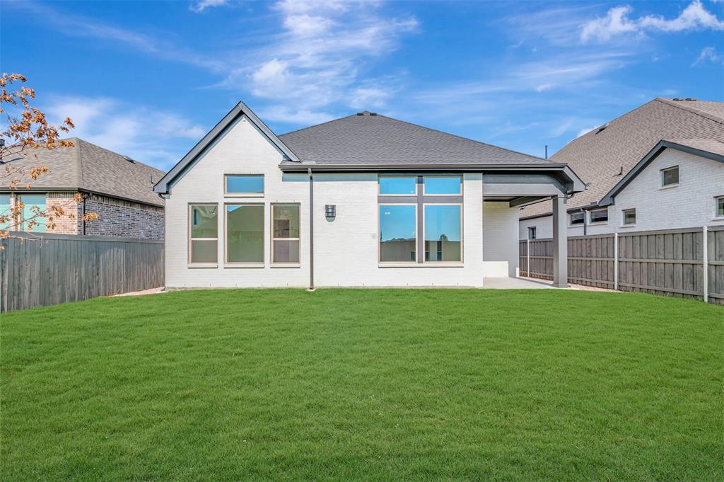 3780 Bermuda Grass Way