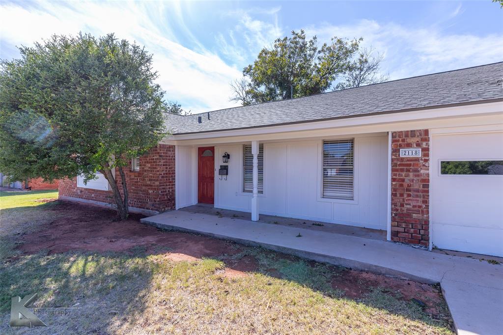 2118 Brentwood Drive