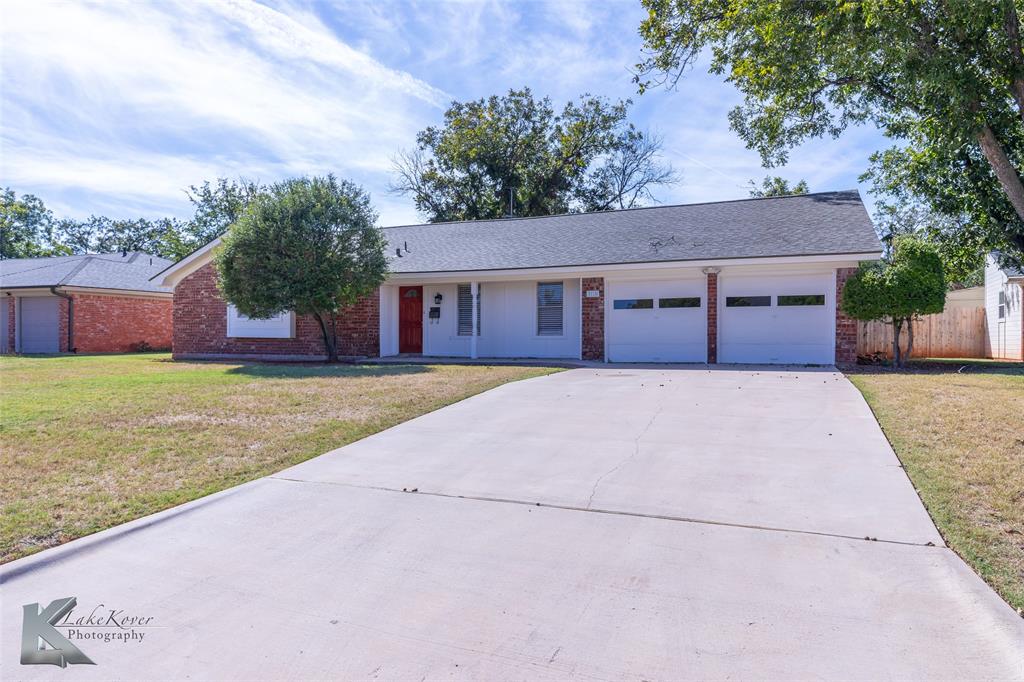 2118 Brentwood Drive