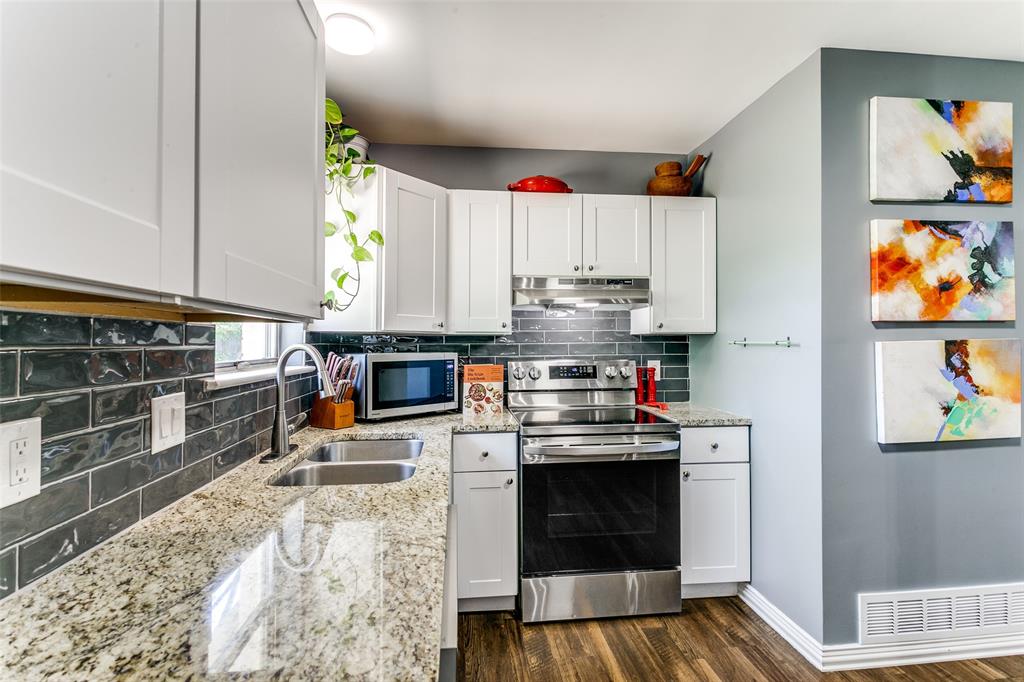 Plymouth Park North 01 - Residential