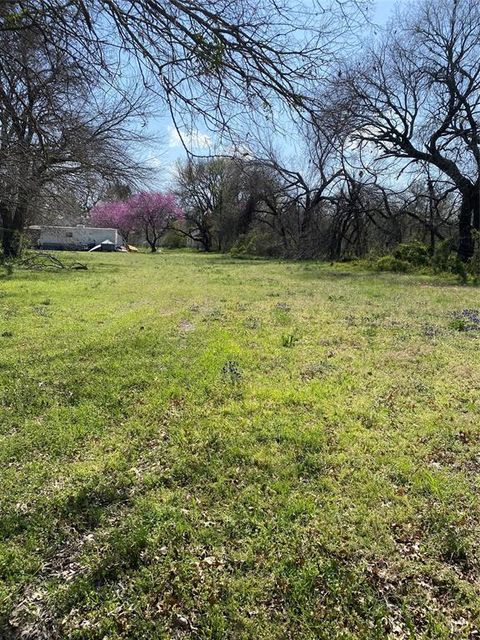 802 Myrtle Street Gainesville TX 76240