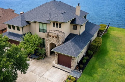 182 April Waters Dr N – Investment Home