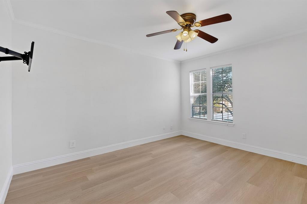 Prestonwood Green Condos - Residential