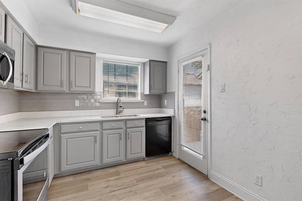 Prestonwood Green Condos - Residential