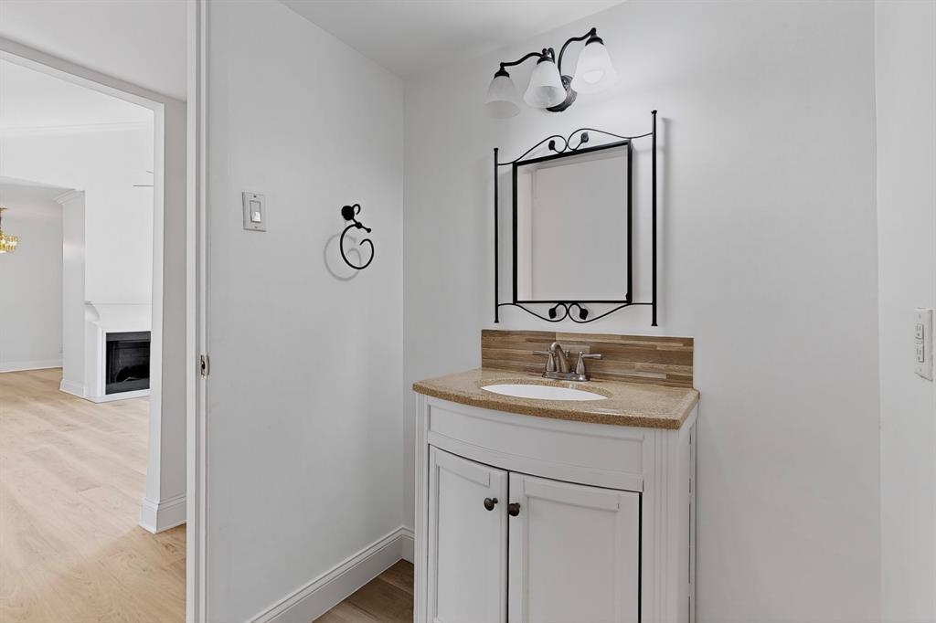 Prestonwood Green Condos - Residential