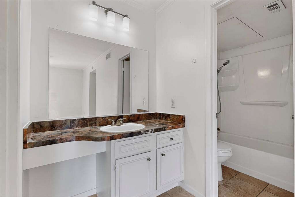 Prestonwood Green Condos - Residential