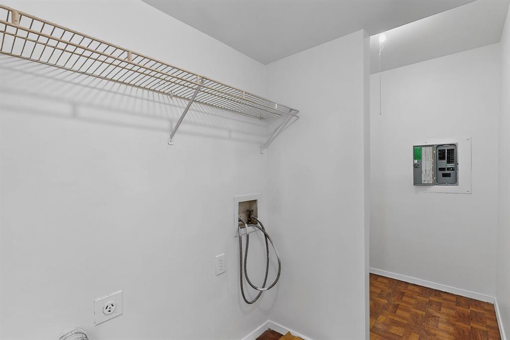 Prestonwood Green Condos - Residential