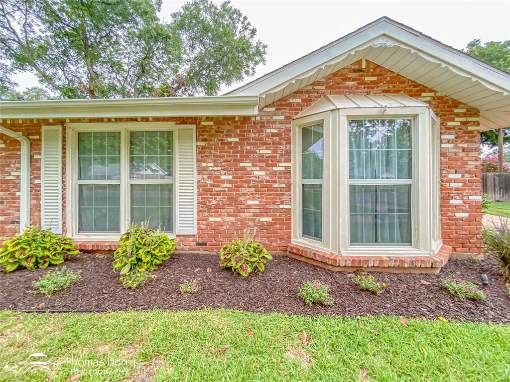 2032 Regent Drive