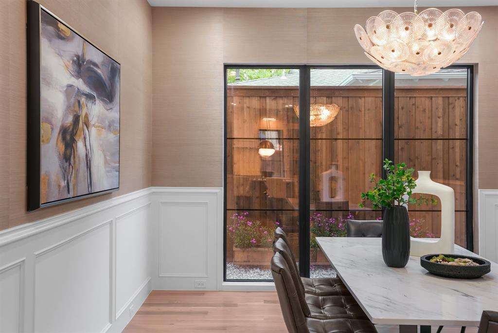 6739 Walnut Hill Lane