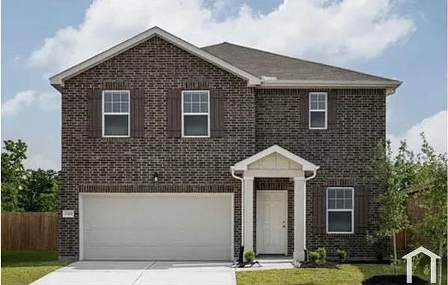 Welcome home to this beautiful 5-bedroom, 3-bath home in the Gateway Parks community. Built in 2024, it offers plenty of space with over 2,700 sq. ft., a cozy fireplace, and a modern kitchen with stainless appliances. Enjoy a spacious 2-car garage and a great location near schools, parks, and shopping.