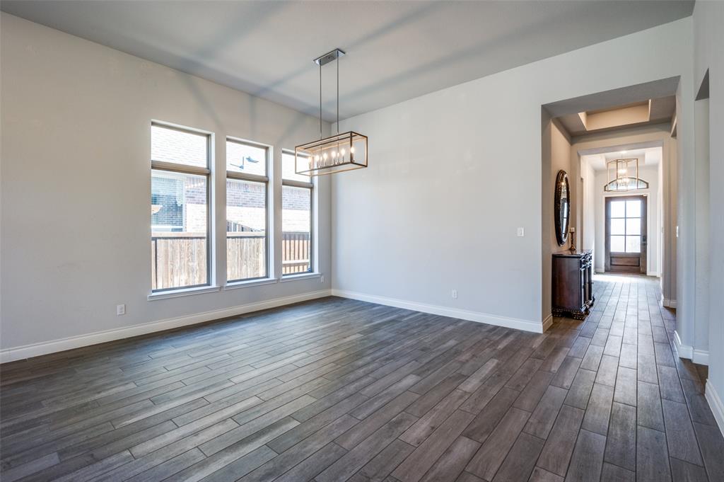 1600 Snapdragon Court