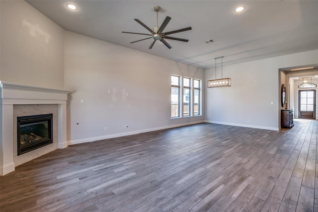 1600 Snapdragon Court