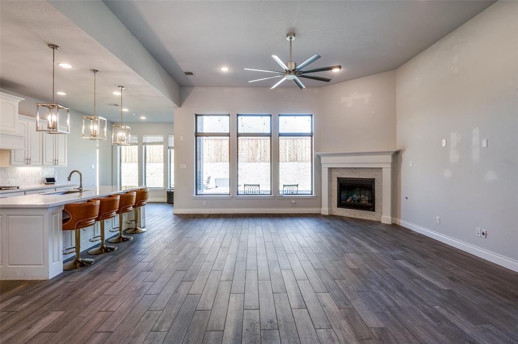 1600 Snapdragon Court
