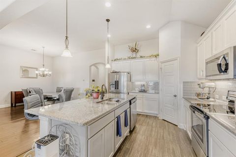 Tiny photo for 247 Dakota Drive, Waxahachie, TX 75167 (MLS # 21223758)