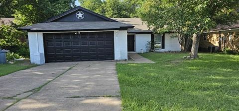 430 Kirby Creek Drive Grand Prairie TX 75052