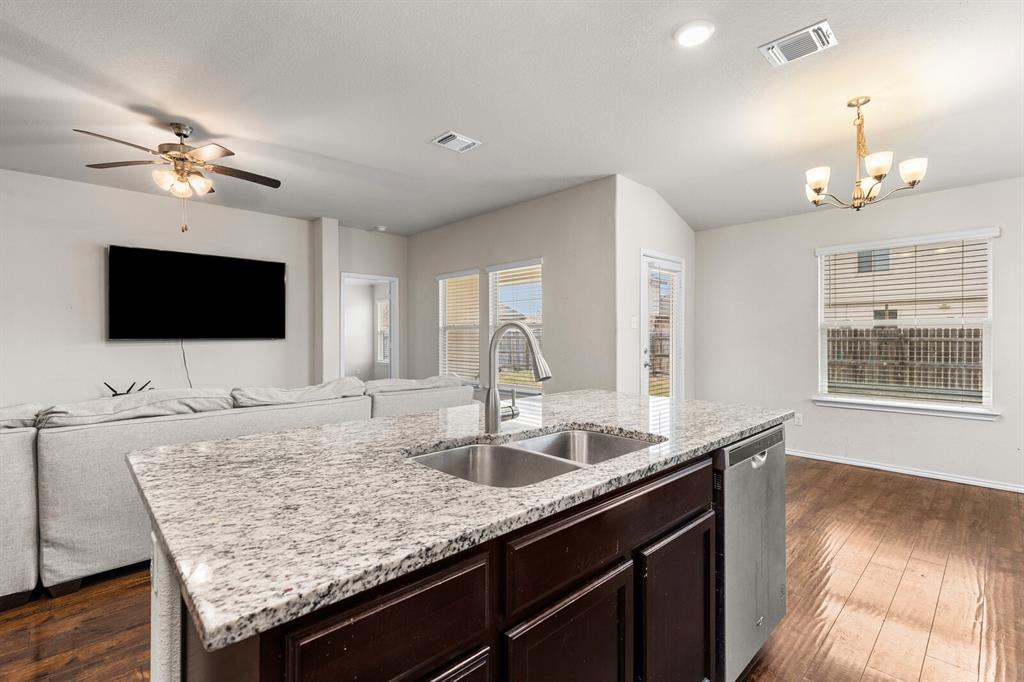 FOXBOROUGH ADDN PH 7 - Residential