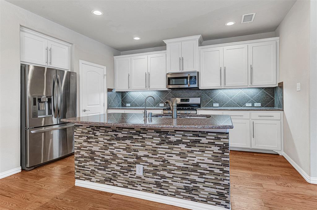 631 Alexandra Avenue