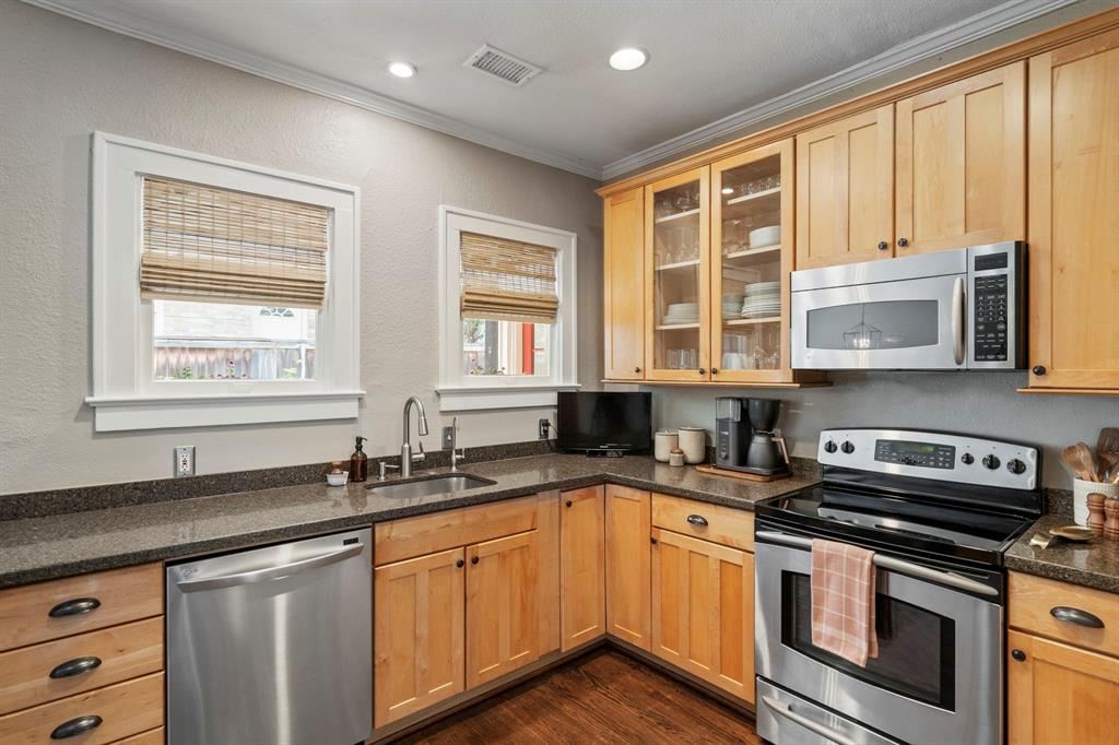 GREENLAND HILLS HILL TOP SECTION - Residential