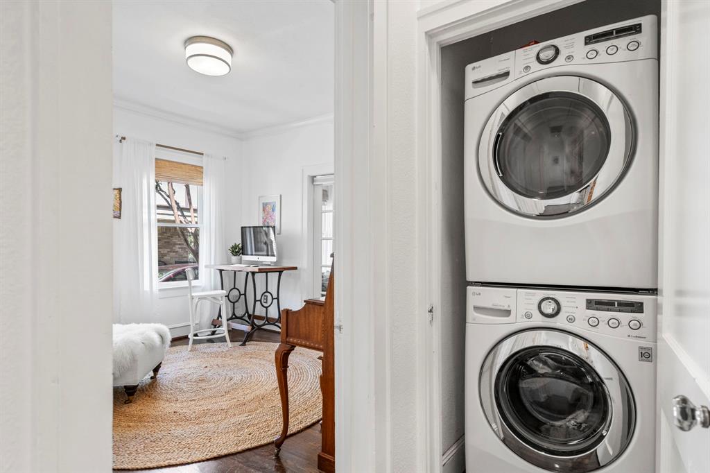 GREENLAND HILLS HILL TOP SECTION - Residential